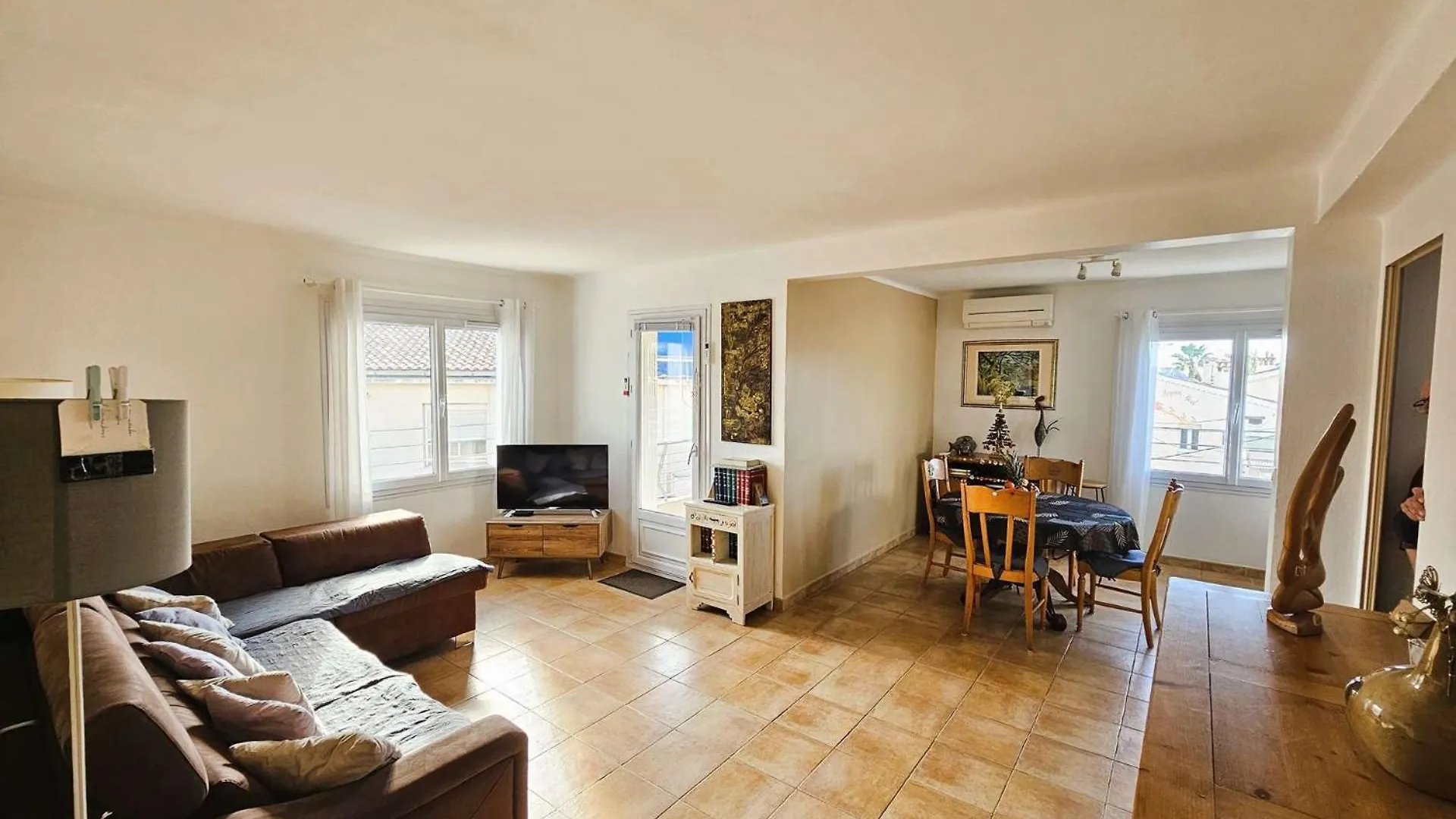 Bel Appartement Avec Balcon A 300M De Plage, Climatisation, Internet... Six-Fours-les-Plages 0*,  France