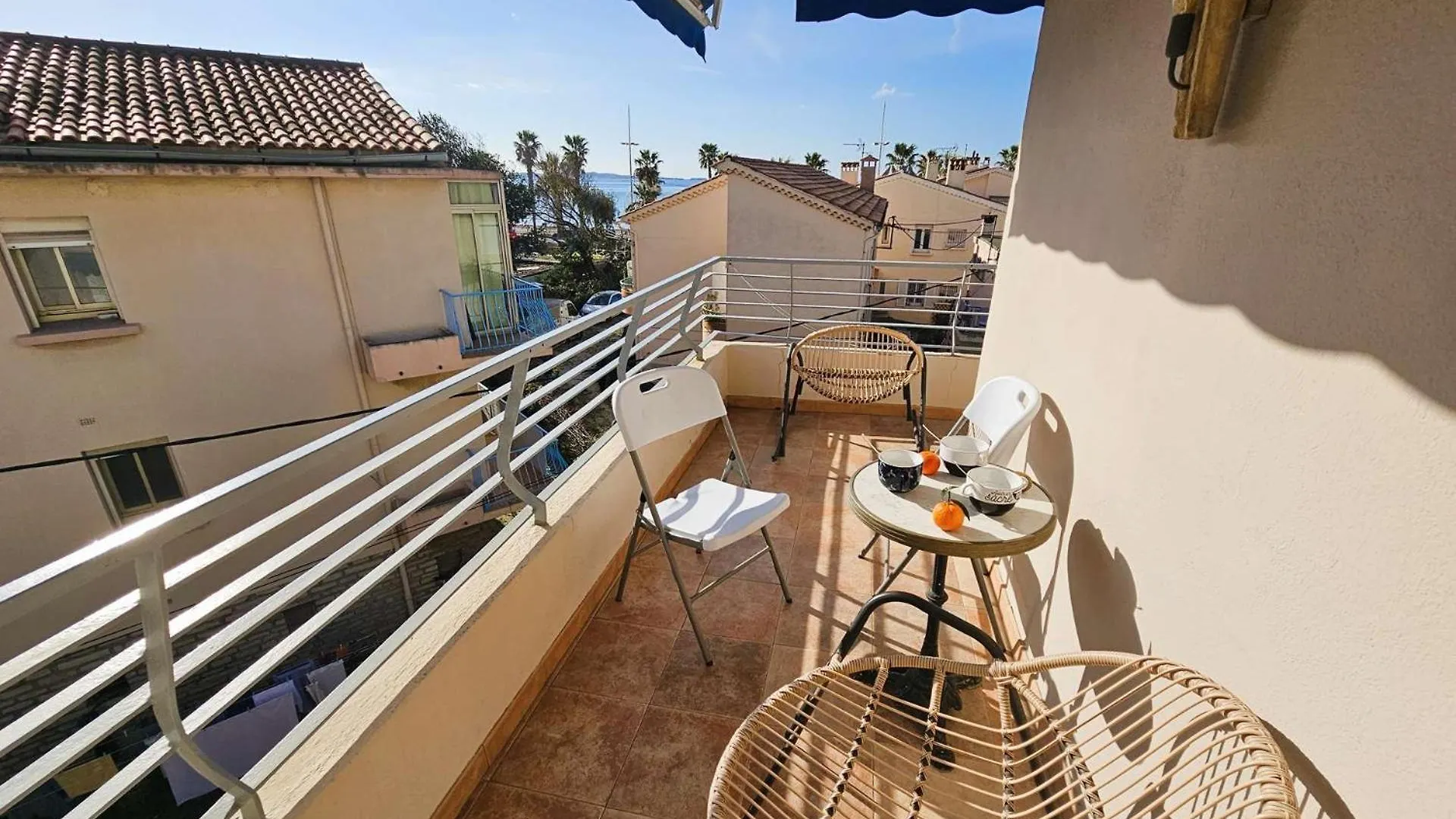 Bel Appartement Avec Balcon A 300M De Plage, Climatisation, Internet... Six-Fours-les-Plages